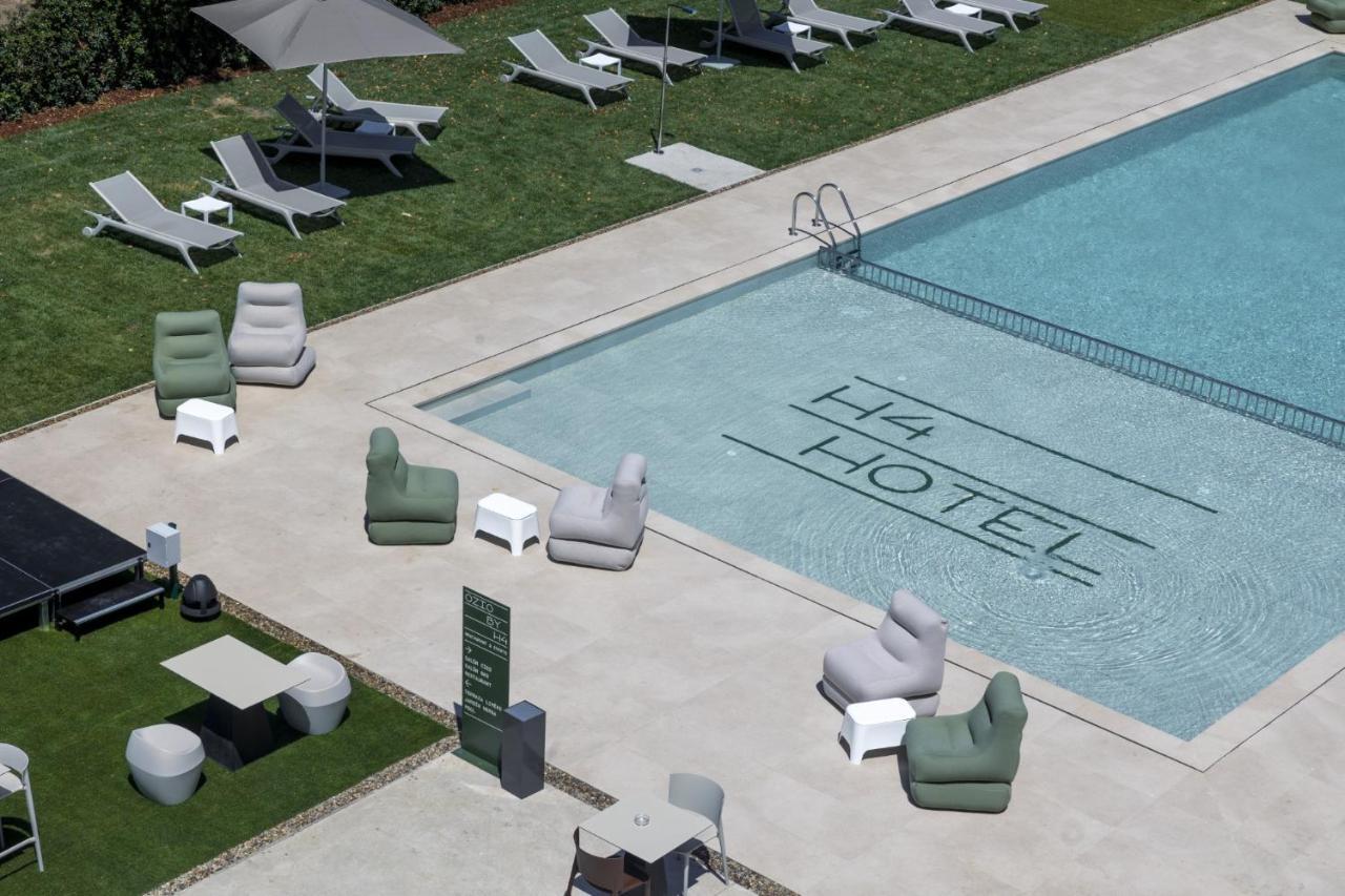 Hotel H4 Cangas 3 Superior מראה חיצוני תמונה
