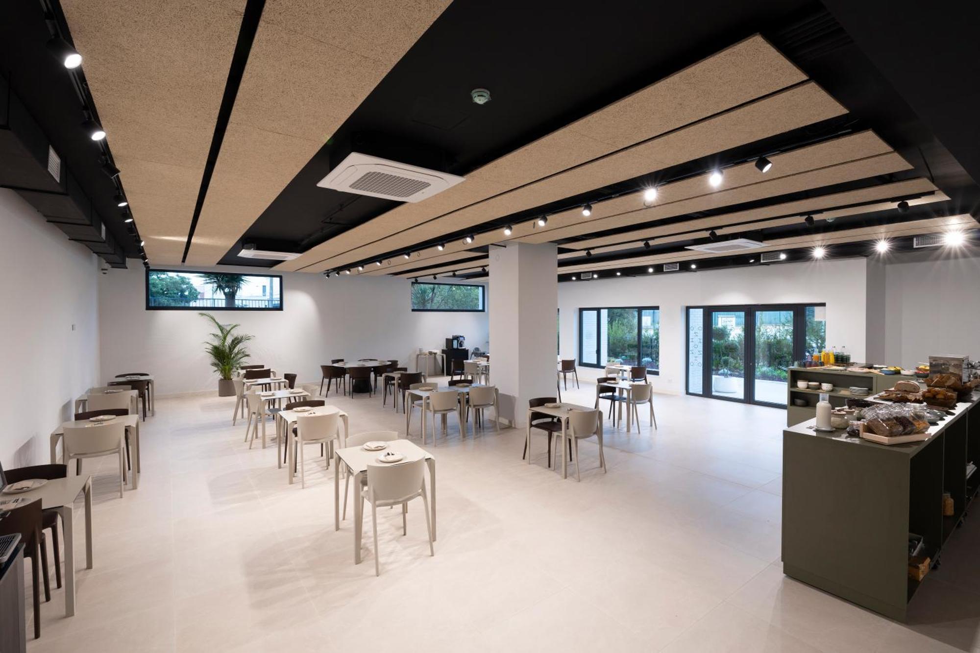 Hotel H4 Cangas 3 Superior מראה חיצוני תמונה