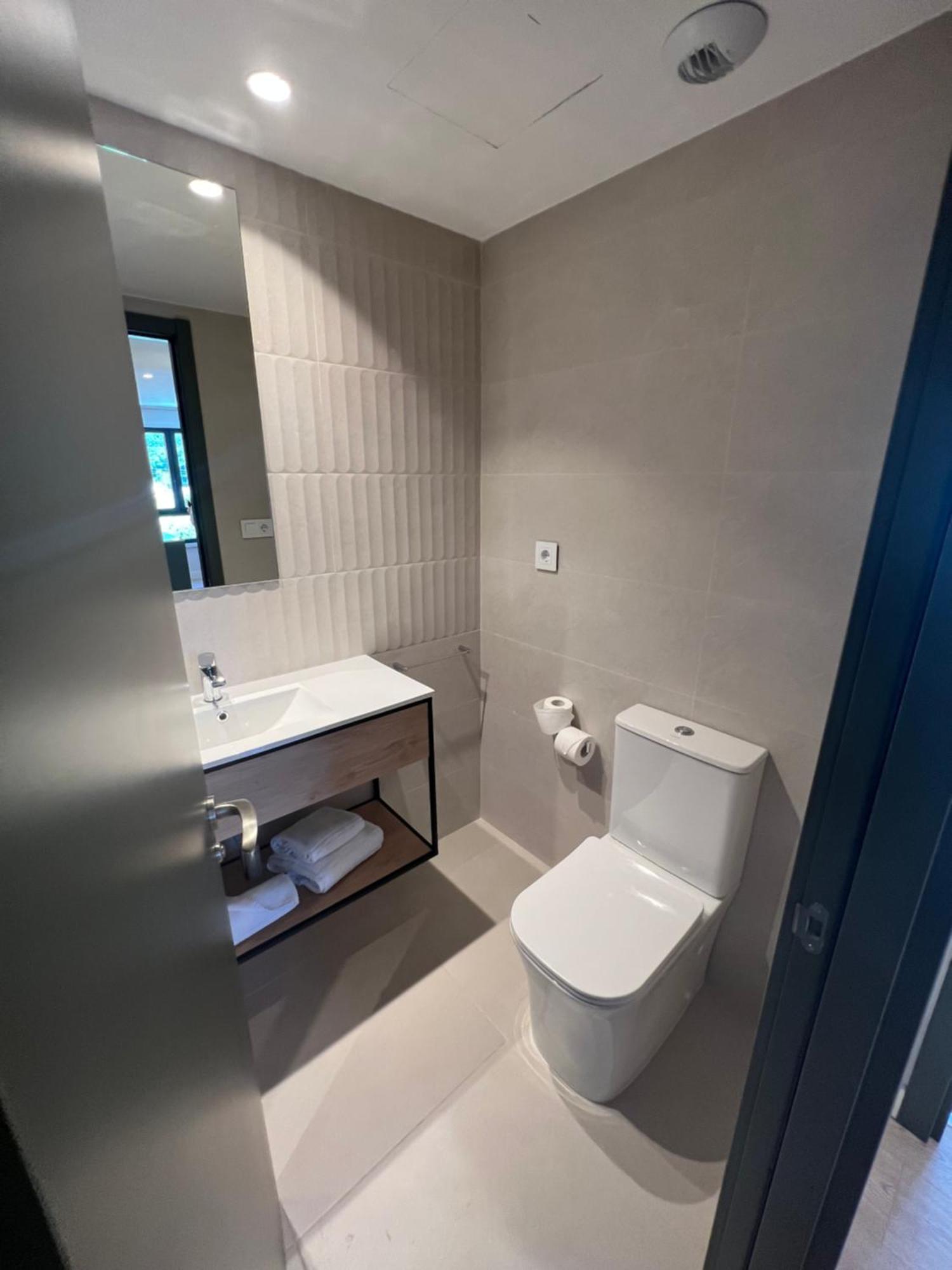 Hotel H4 Cangas 3 Superior מראה חיצוני תמונה